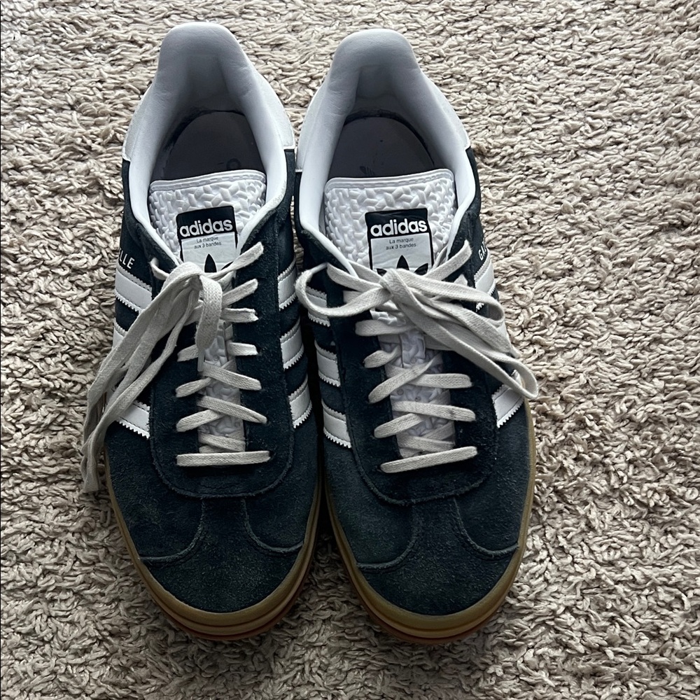 Adidas platform gazelle 9.5 blue